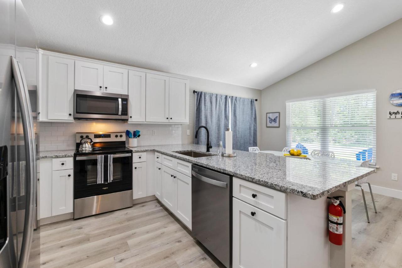 Sunray Cottage - Minutes To Downtown & Beaches Сент-Огастин Экстерьер фото